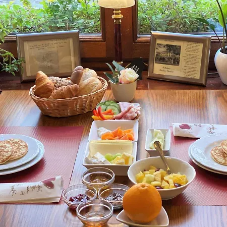 Rathausglockel Hotel 4*