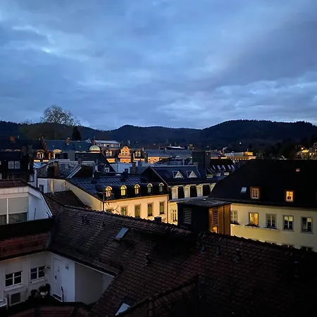 Rathausglockel 4*