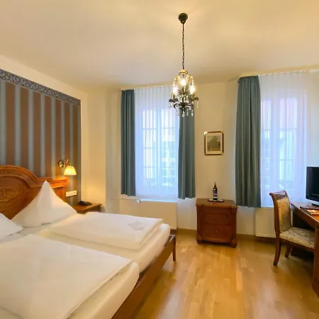 Rathausgloeckel מלון 4*