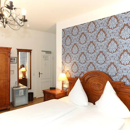 ホテル ホテル　ラソウスグロッケル バーデン＝バーデン