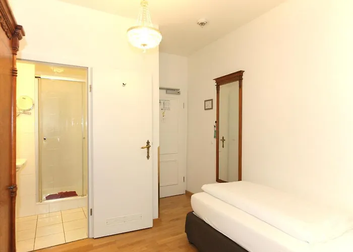 Rathausglöckel Hotel 4*