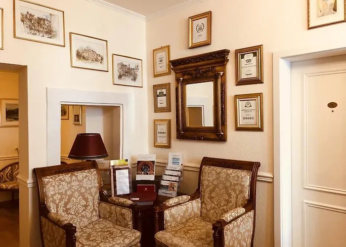 Hotel Rathausglöckel 4*